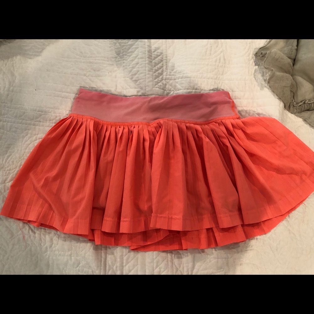 Neon pink lulu Lemon skirt